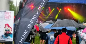 [FOTO] Tyski festiwal szantowy "Port Pieśni Pracy" mimo deszczu udany!